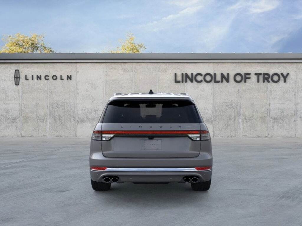 New 2025 Lincoln Aviator Black Label image 27