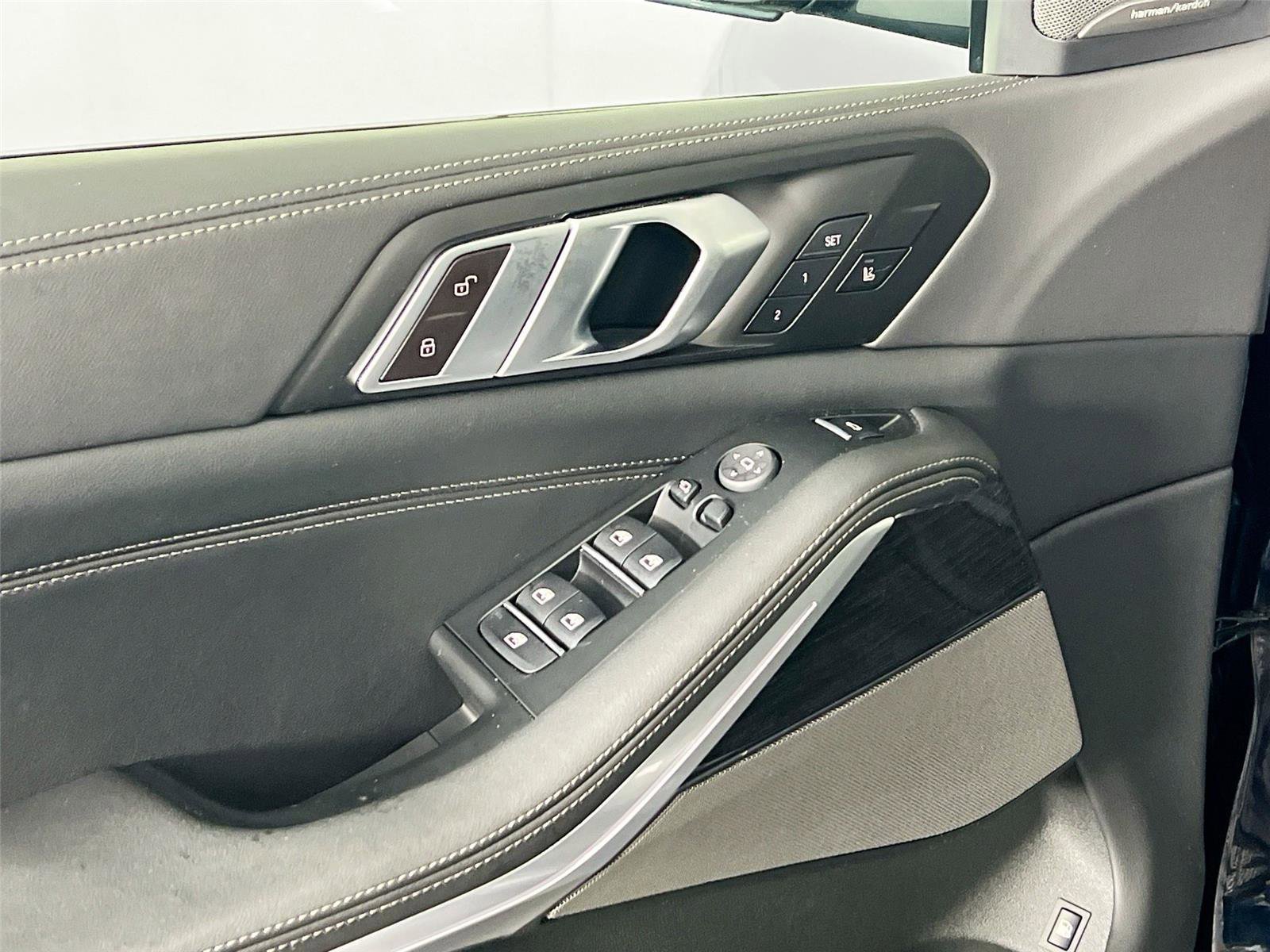 Used 2024 BMW X5 xDrive50e w/ M Sport Package image 19