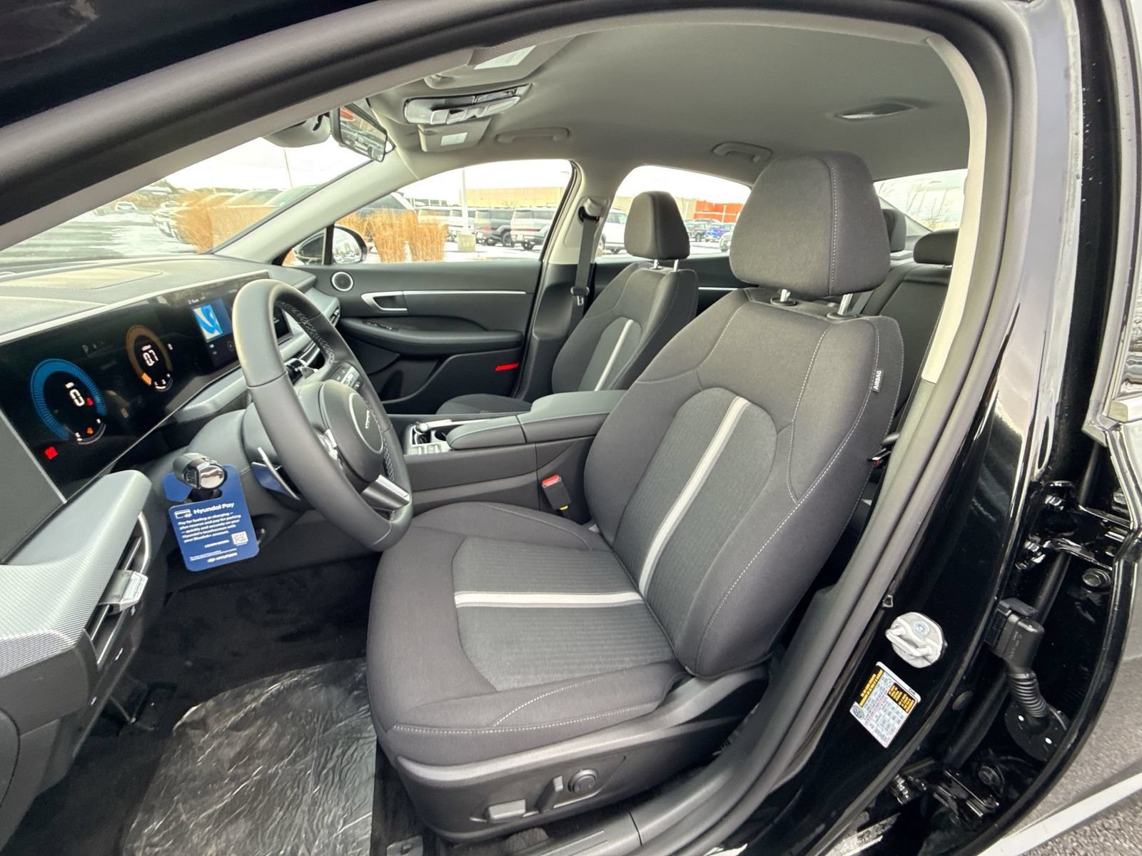 Used 2026 Hyundai Sonata SEL FWD image 13