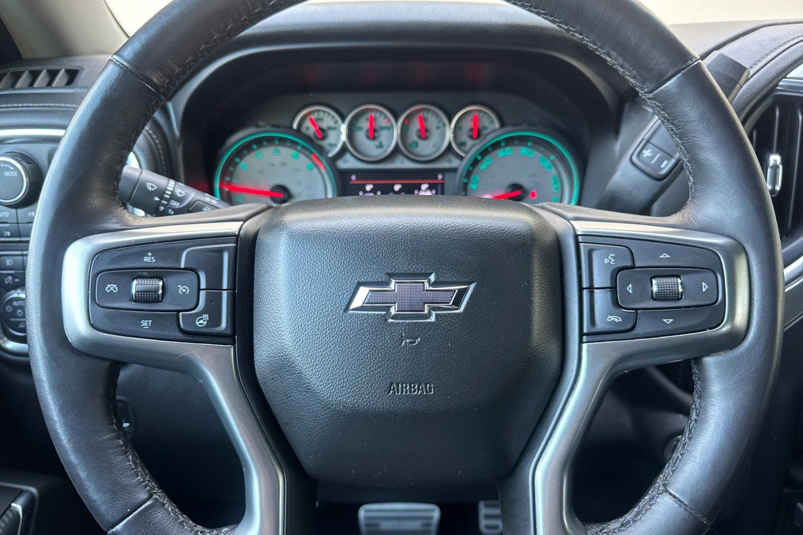 Used 2020 Chevrolet Silverado 1500 RST AWD/4WD image 22