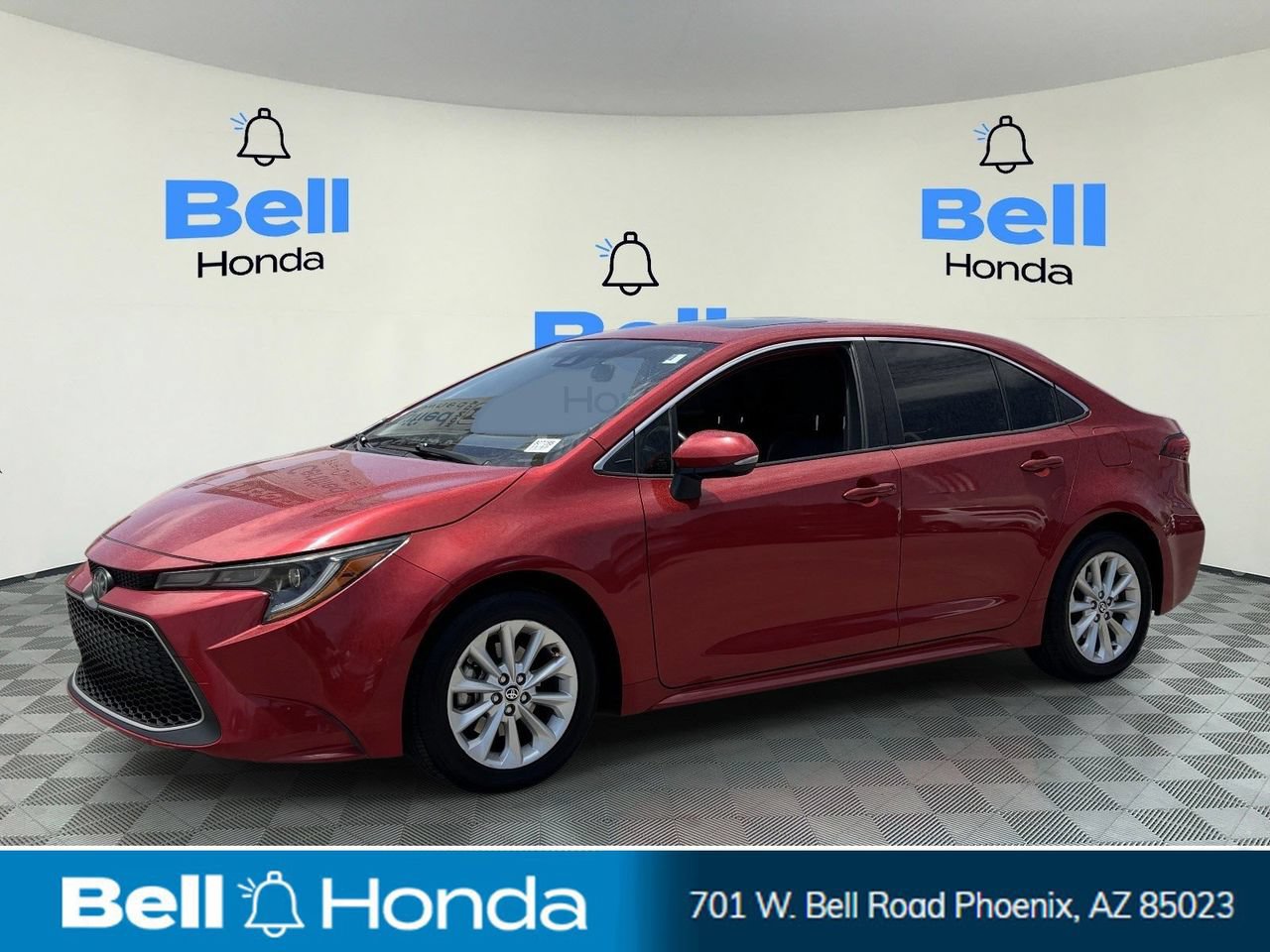 Used 2020 Toyota Corolla XLE w/ Carpet Mat Package (TMS) FWD image 1