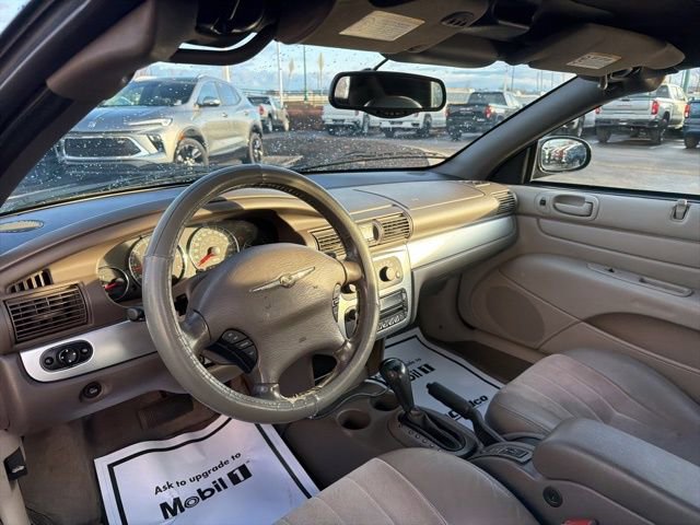 Used 2005 Chrysler Sebring Touring w/ Electronics Convenience Group image 16