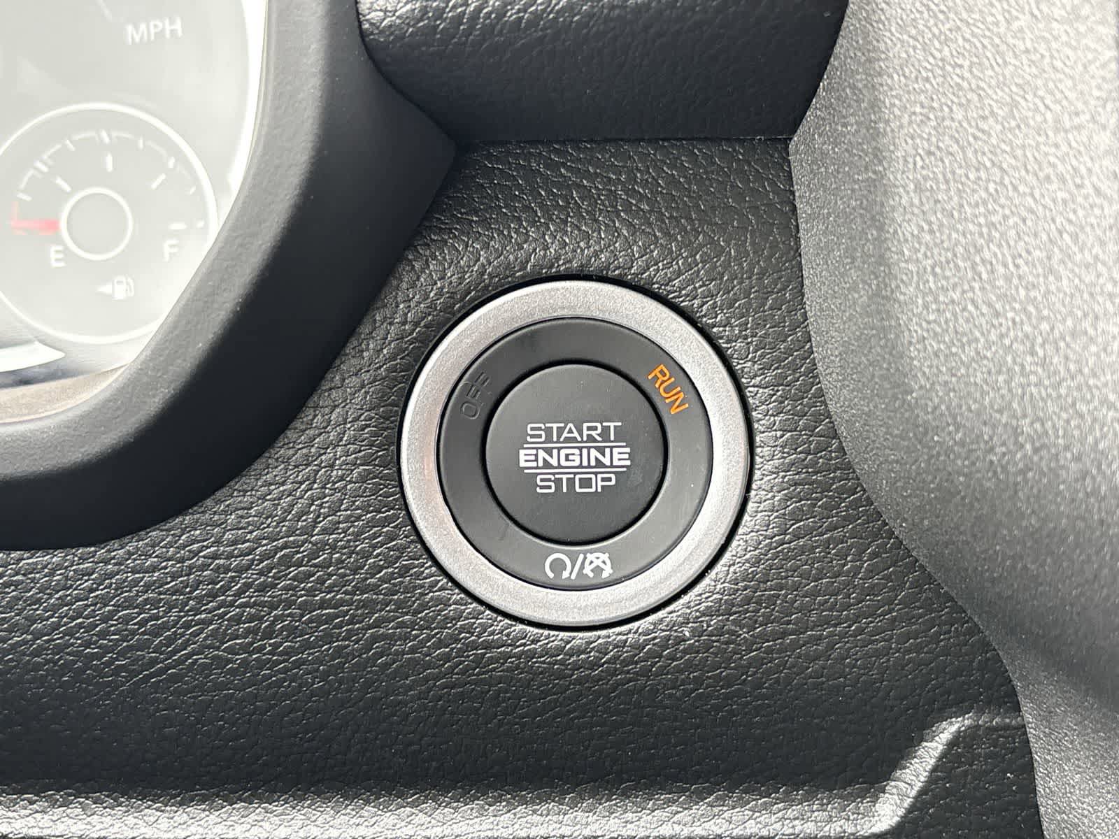 New 2026 RAM 1500 Express AWD/4WD image 23