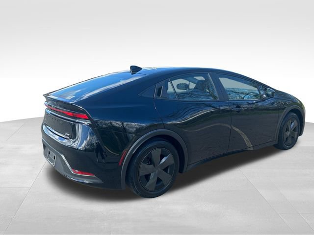 Used 2026 Toyota Prius LE image 5