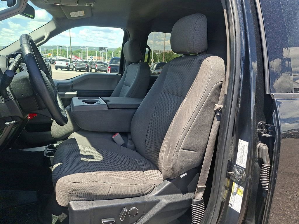Used 2015 Ford F150 XLT w/ Equipment Group 302A Luxury AWD/4WD image 13