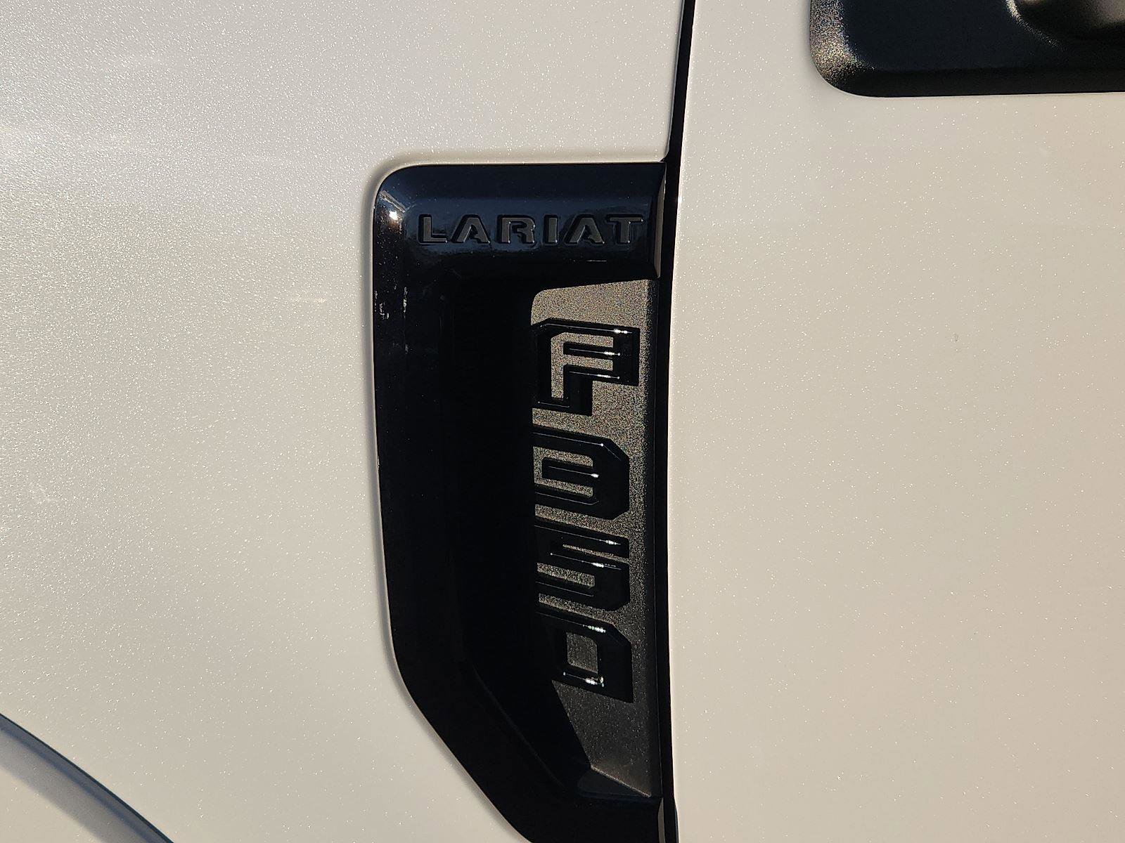 Used 2021 Ford F350 Lariat image 31