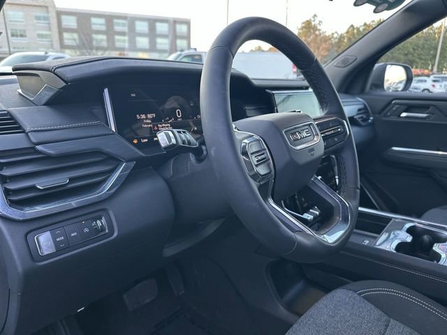 Used 2025 GMC Acadia Elevation image 10