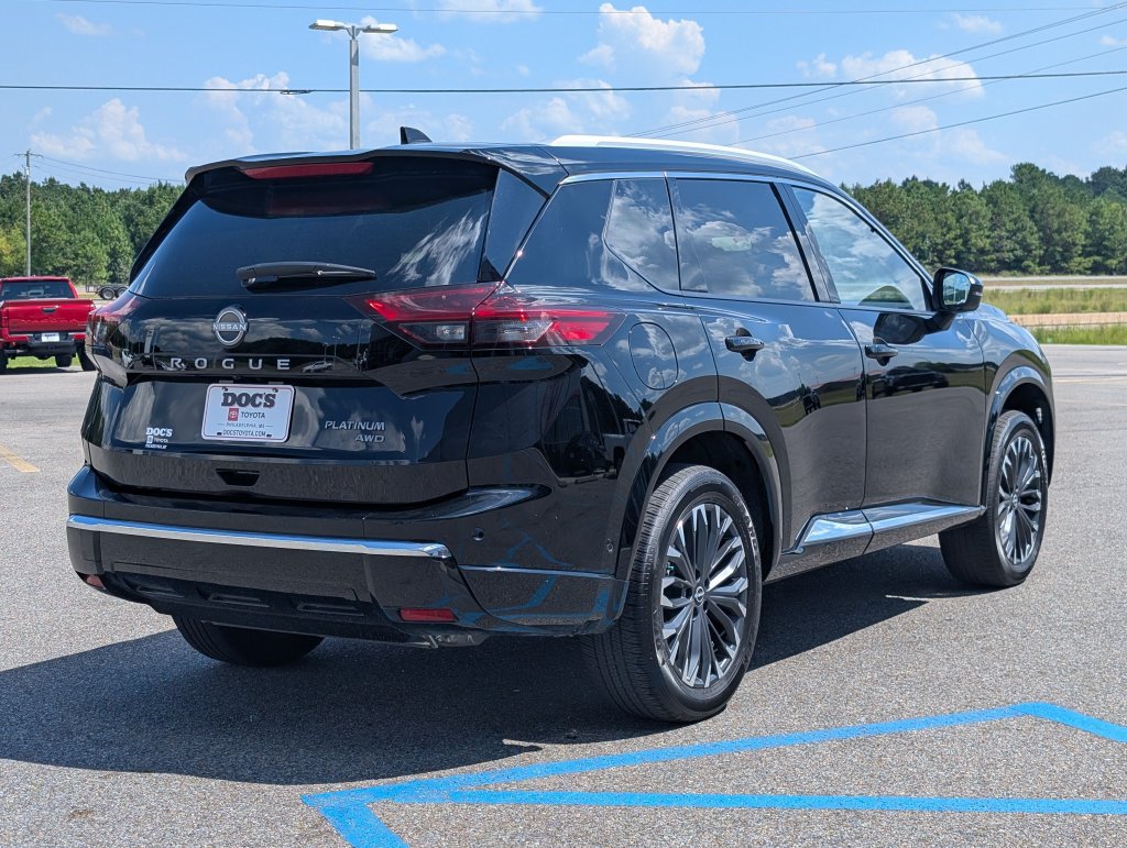 Used 2026 Nissan Rogue Platinum w/ Platinum Premium Package AWD/4WD image 5