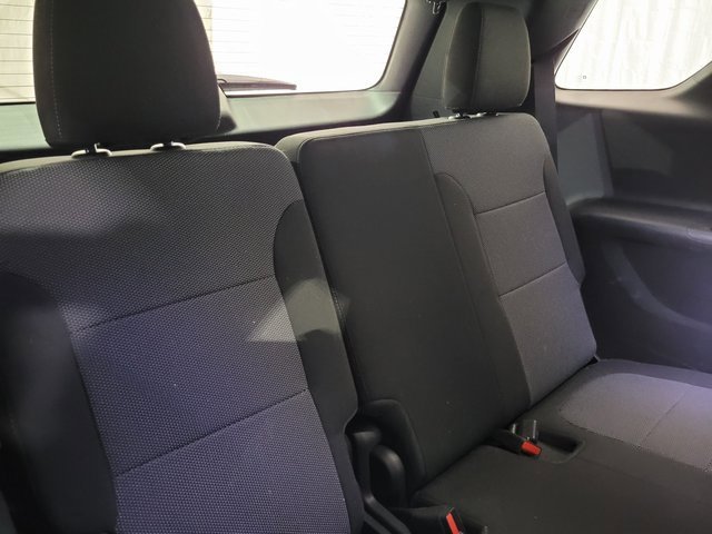 Used 2022 Chevrolet Traverse LT image 54