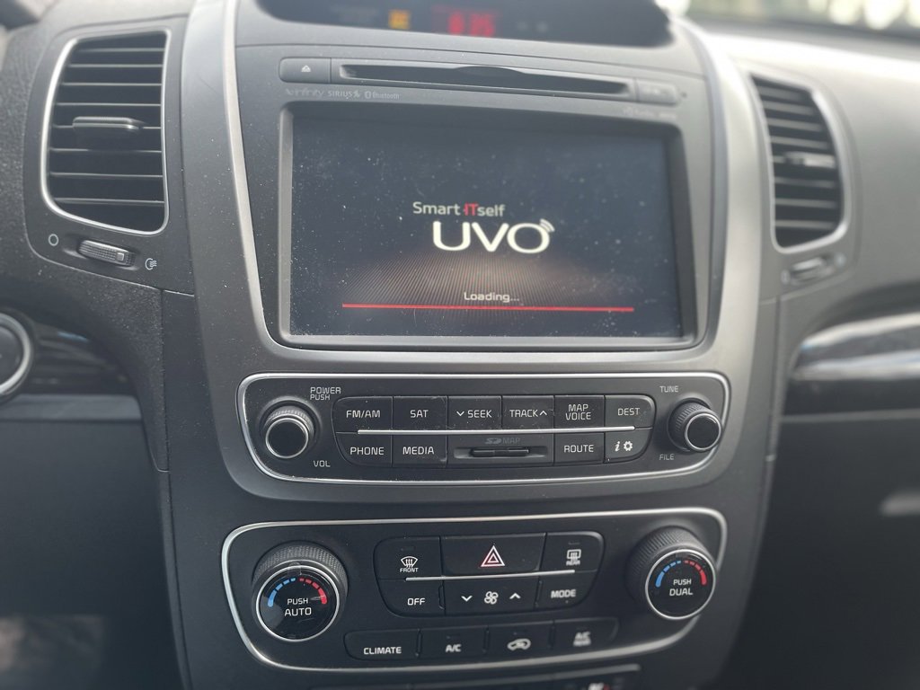 Used 2014 Kia Sorento SX w/ 3rd Row Package image 14