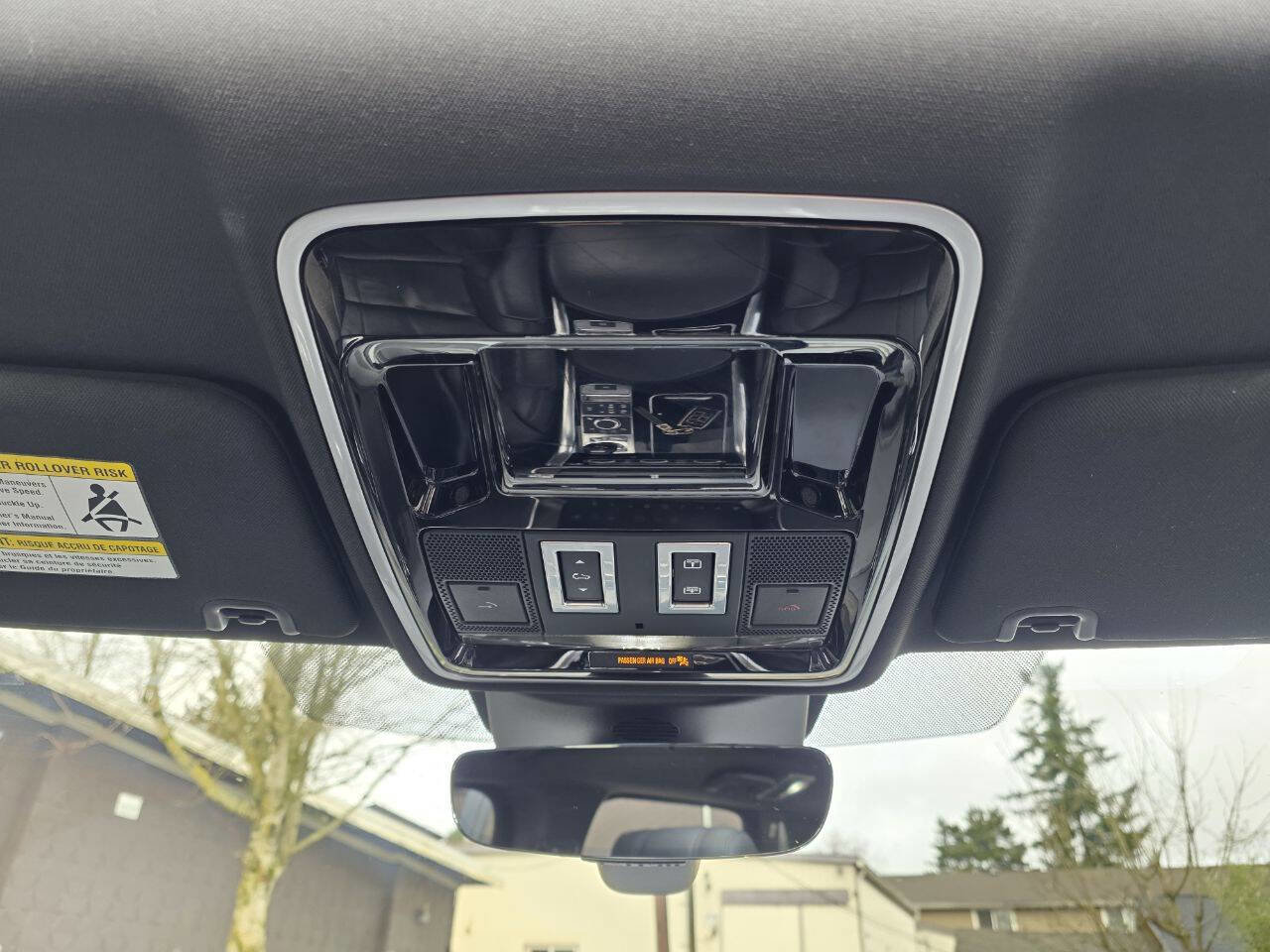 Used 2017 Land Rover Range Rover Sport HSE AWD/4WD image 48