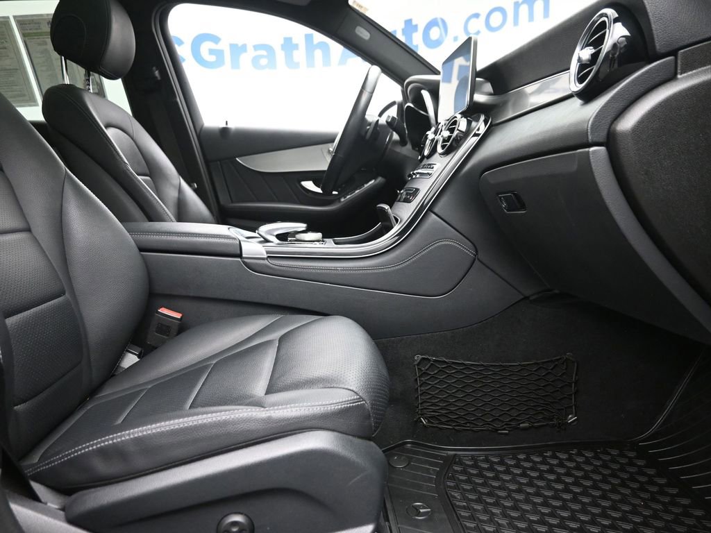 Used 2019 Mercedes-Benz GLC 350e GLC 350e image 7