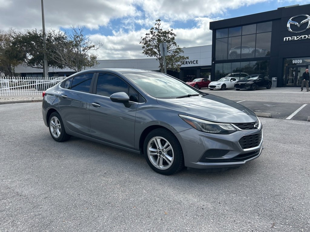 Used 2018 Chevrolet Cruze LT image 7