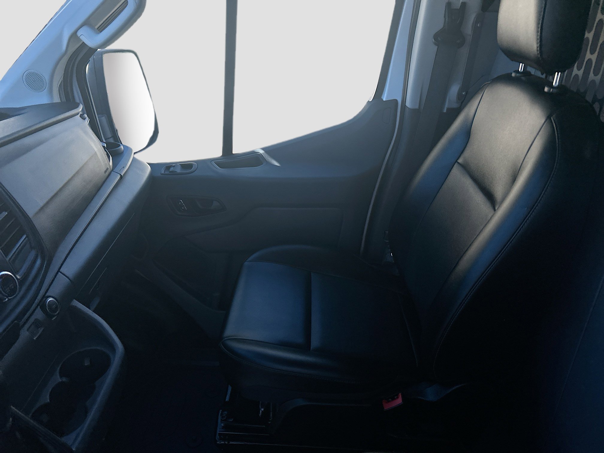 Used 2022 Ford Transit 150 Low Roof image 22