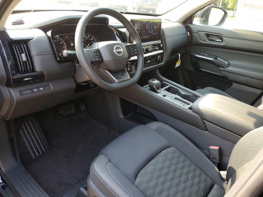New 2026 Nissan Pathfinder SV FWD image 21