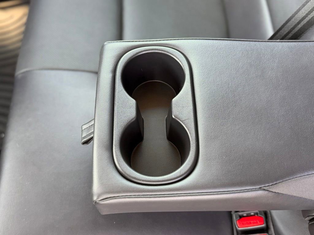 Used 2023 Toyota Prius Prime FWD image 7