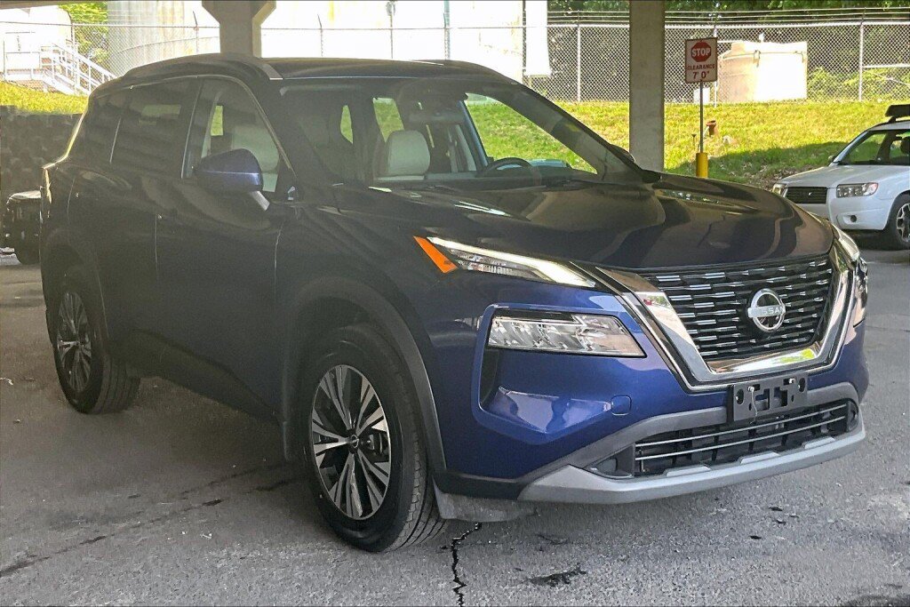 Used 2023 Nissan Rogue SV w/ SV Premium Package AWD/4WD image 19