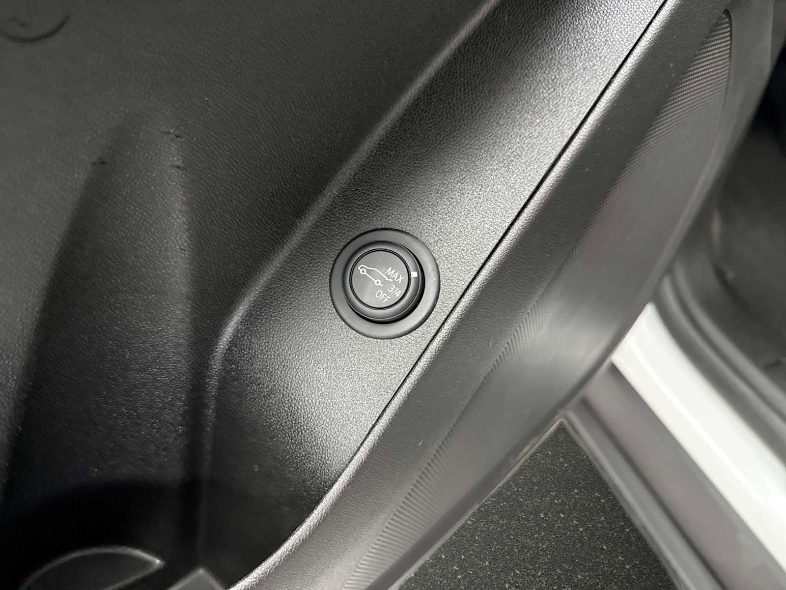 Used 2022 Chevrolet Equinox LT image 26