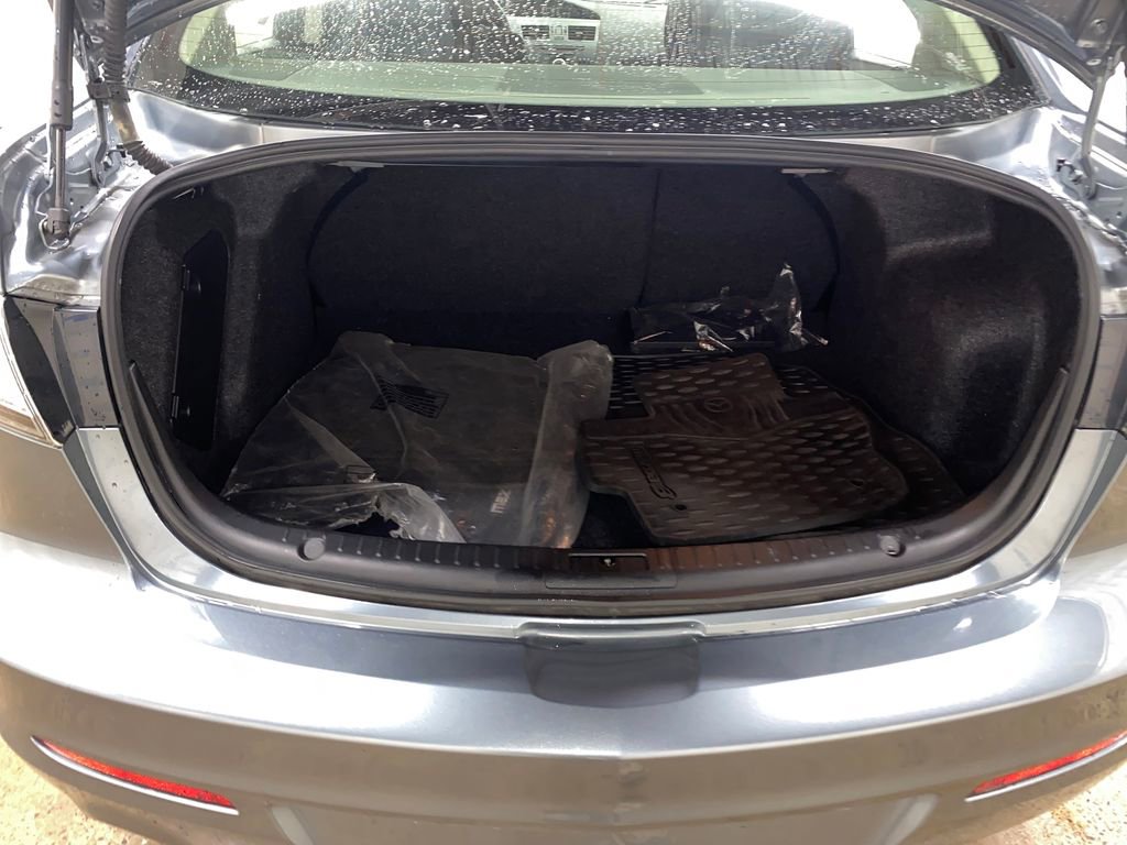 Used 2012 MAZDA MAZDA3 i Touring FWD image 17