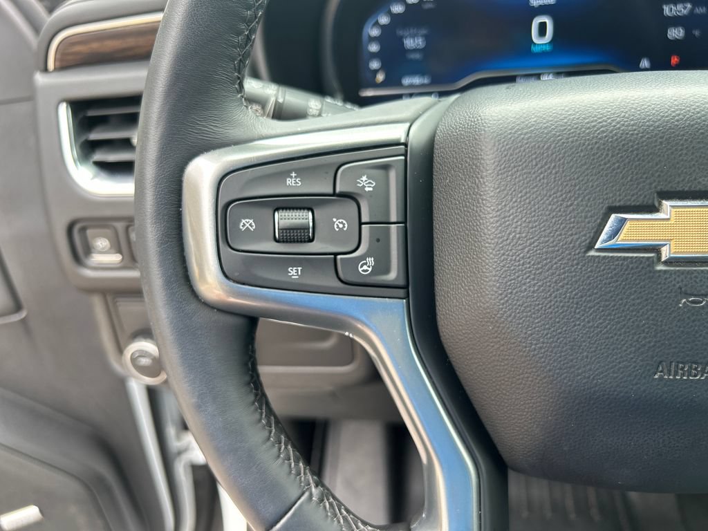 Used 2022 Chevrolet Suburban Premier RWD image 21