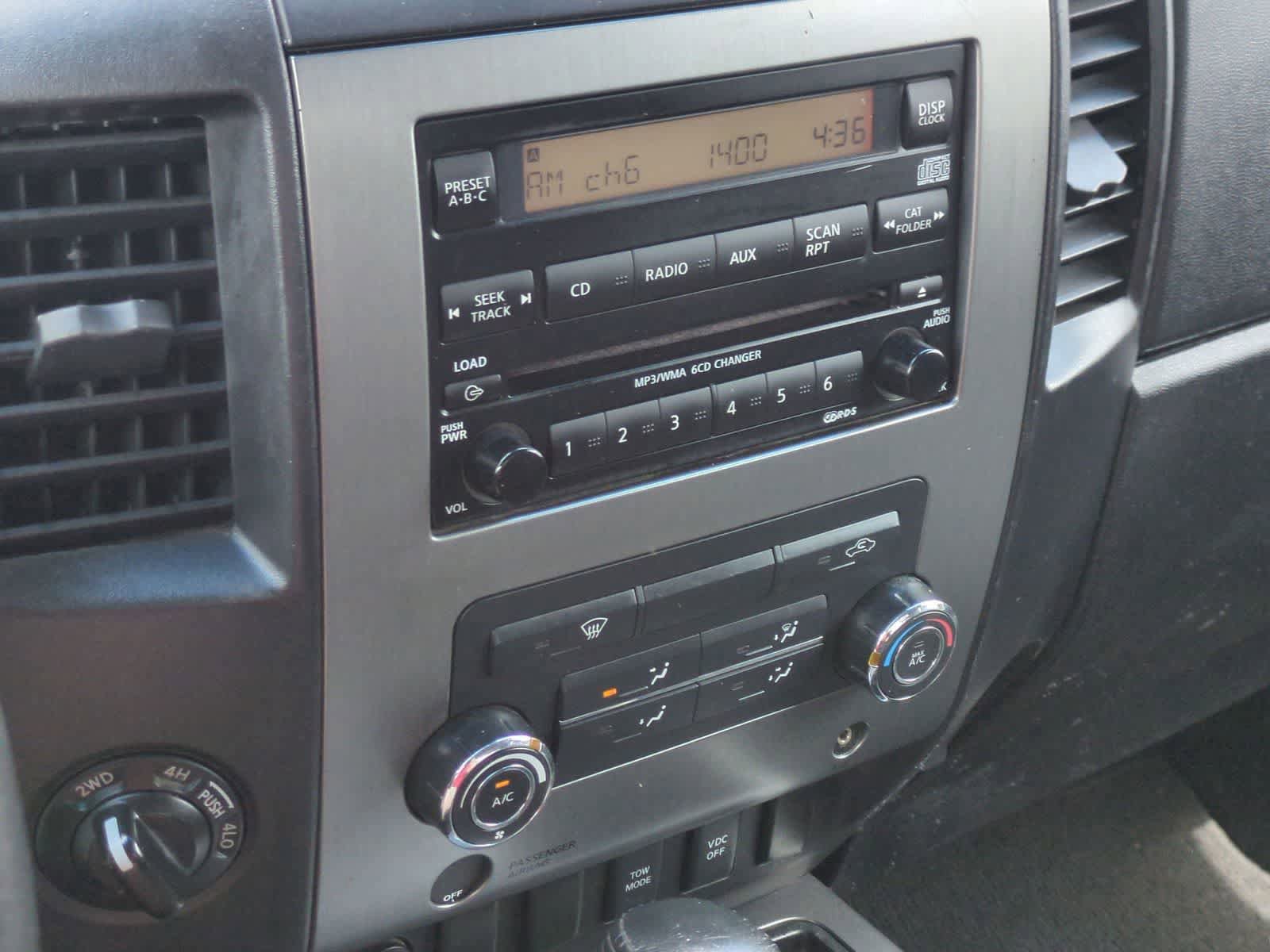 Used 2011 Nissan Titan SV w/ SV Value Truck Pkg AWD/4WD image 27