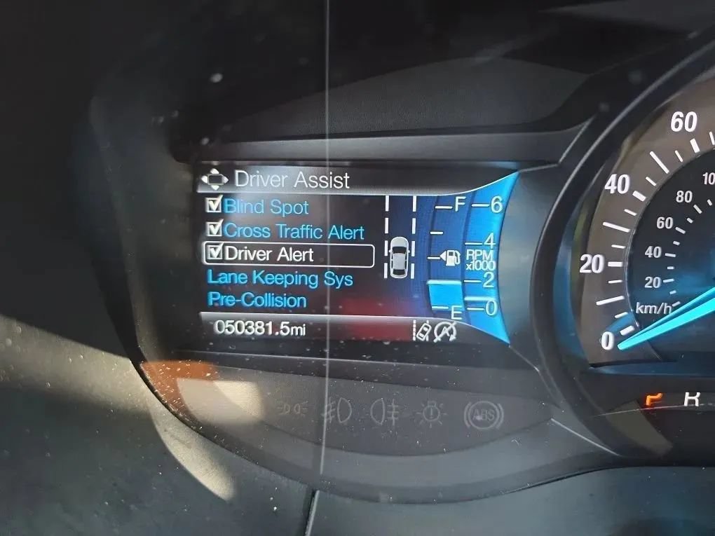 Used 2021 Ford Edge SEL w/ Convenience Package FWD image 18