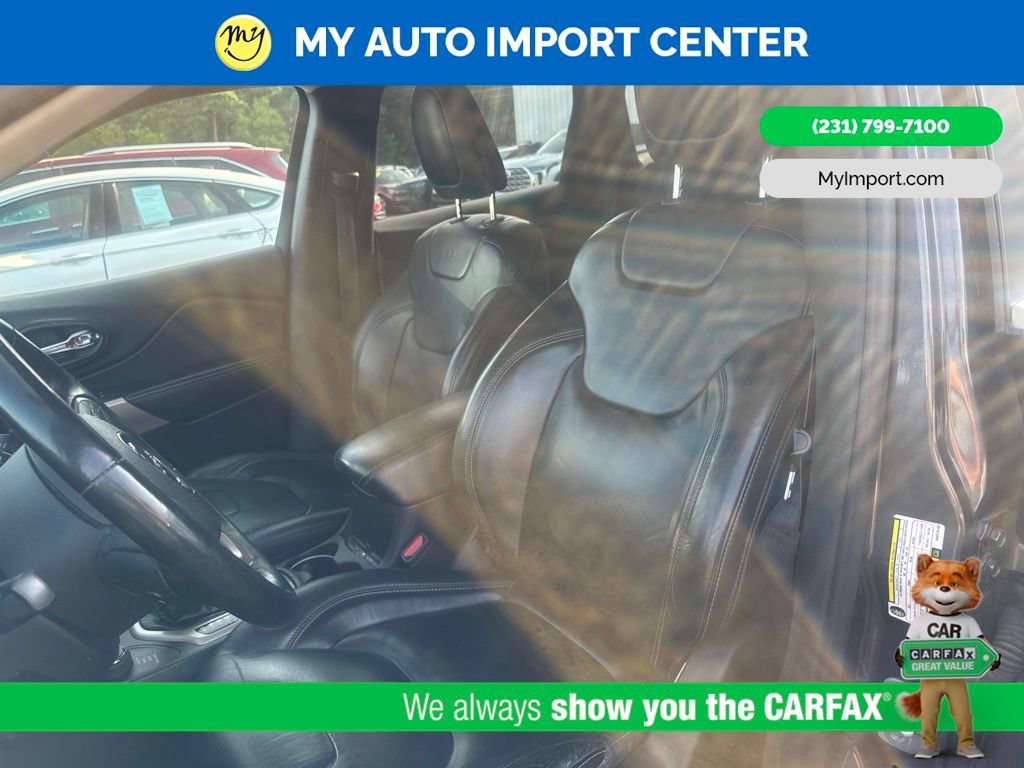 Used 2017 Jeep Cherokee Latitude w/ True North Edition AWD/4WD image 7
