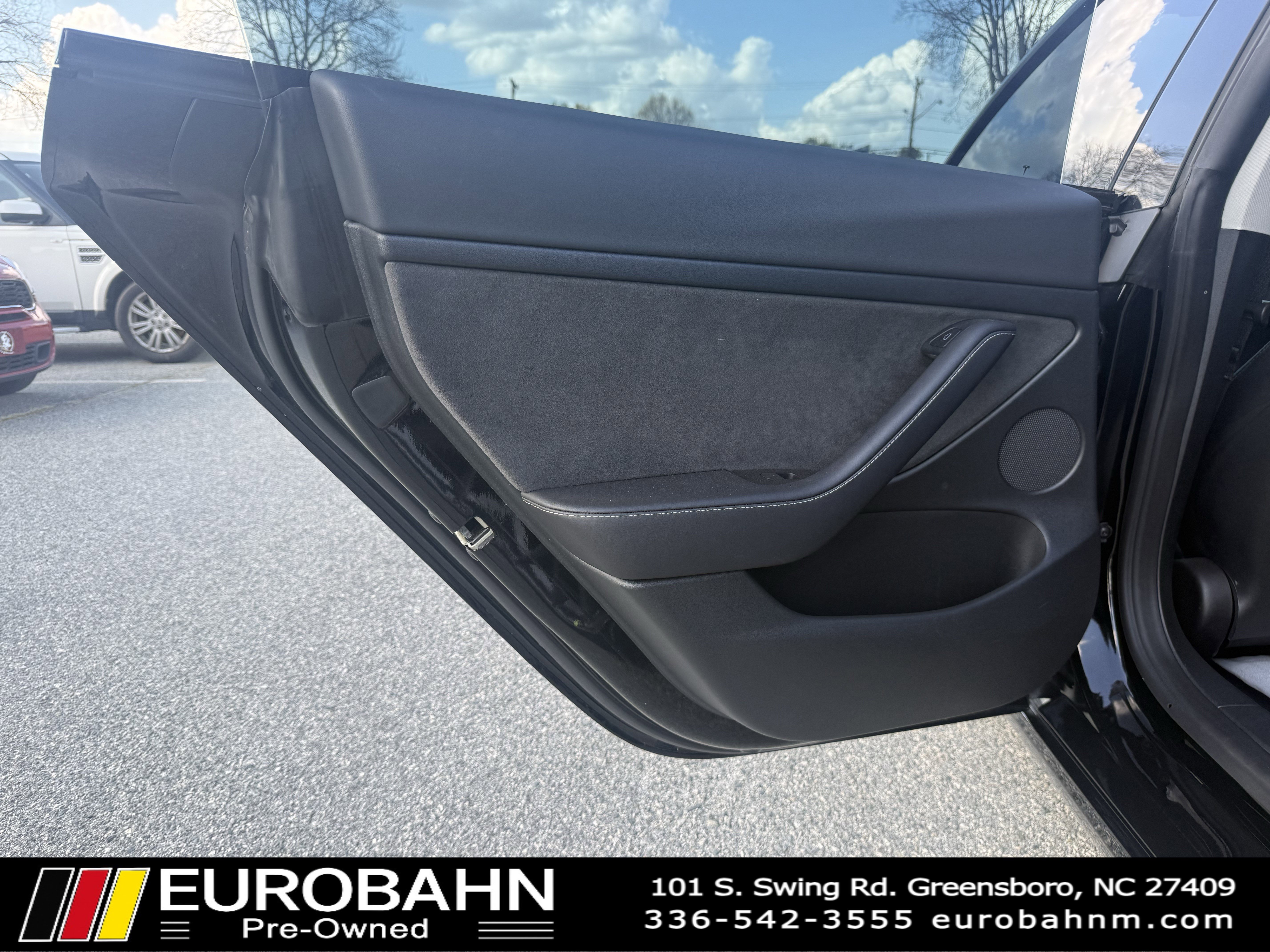 Used 2023 Tesla Model 3 Standard Range image 13