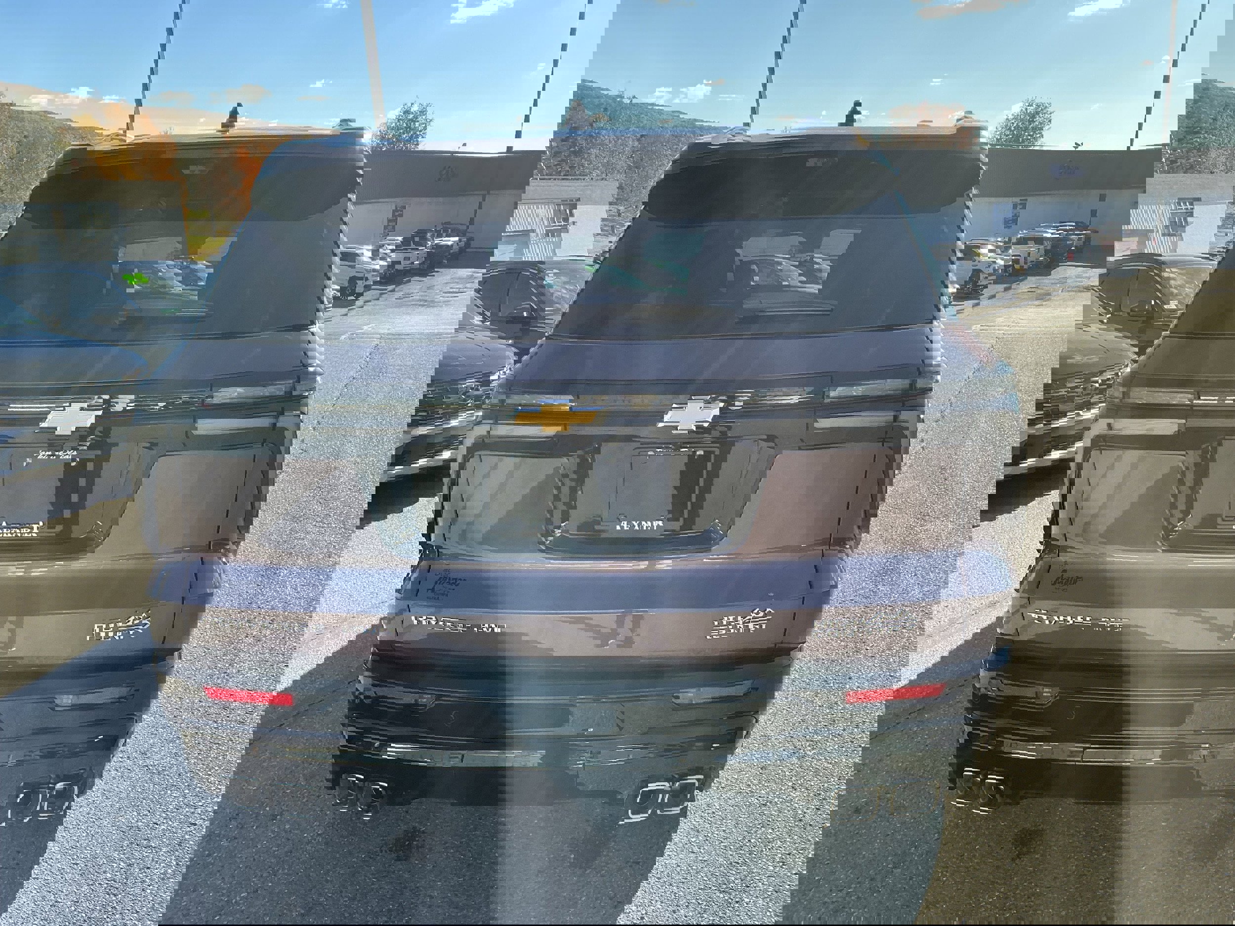 New 2026 Chevrolet Traverse High Country image 2