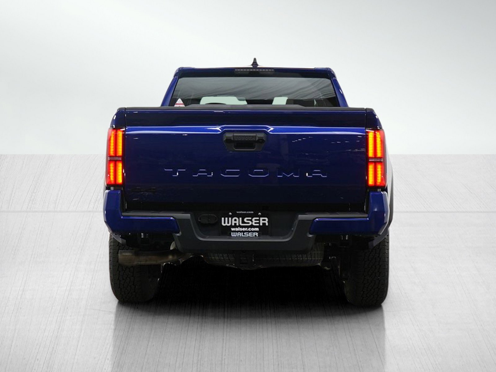 Used 2024 Toyota Tacoma TRD Off-Road image 6