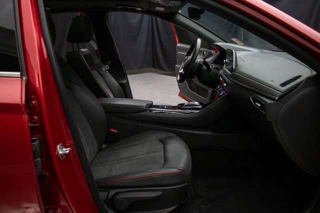 Used 2021 Hyundai Sonata SEL Plus w/ Tech Package image 16