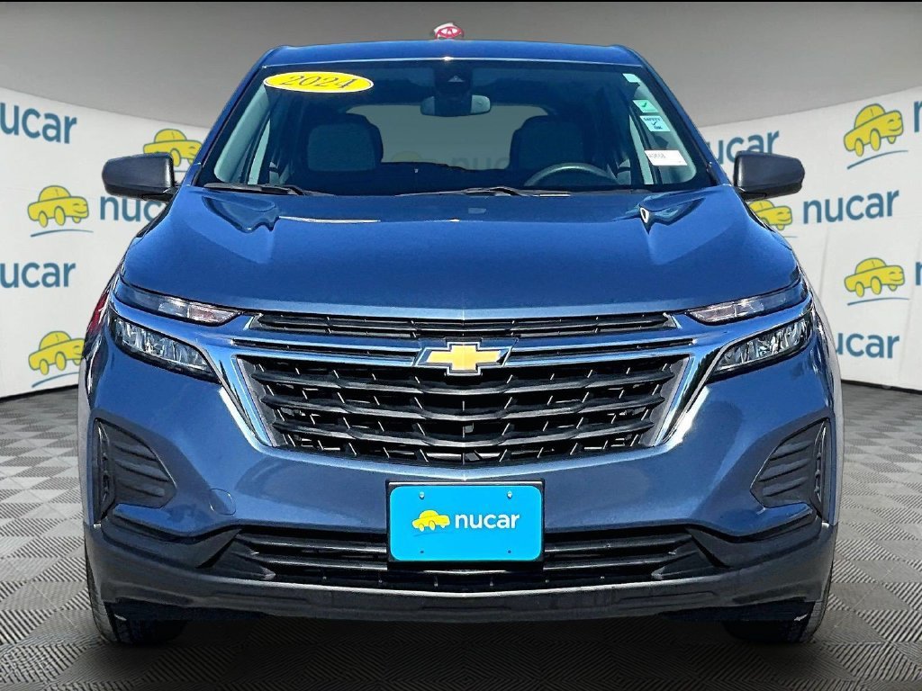 Used 2024 Chevrolet Equinox LS AWD/4WD image 2