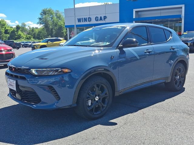 Used 2024 Dodge Hornet R/T w/ R/T Blacktop Package AWD/4WD image 3