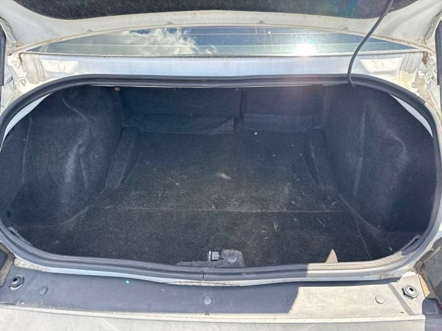 Used 2013 Dodge Challenger SXT RWD image 15