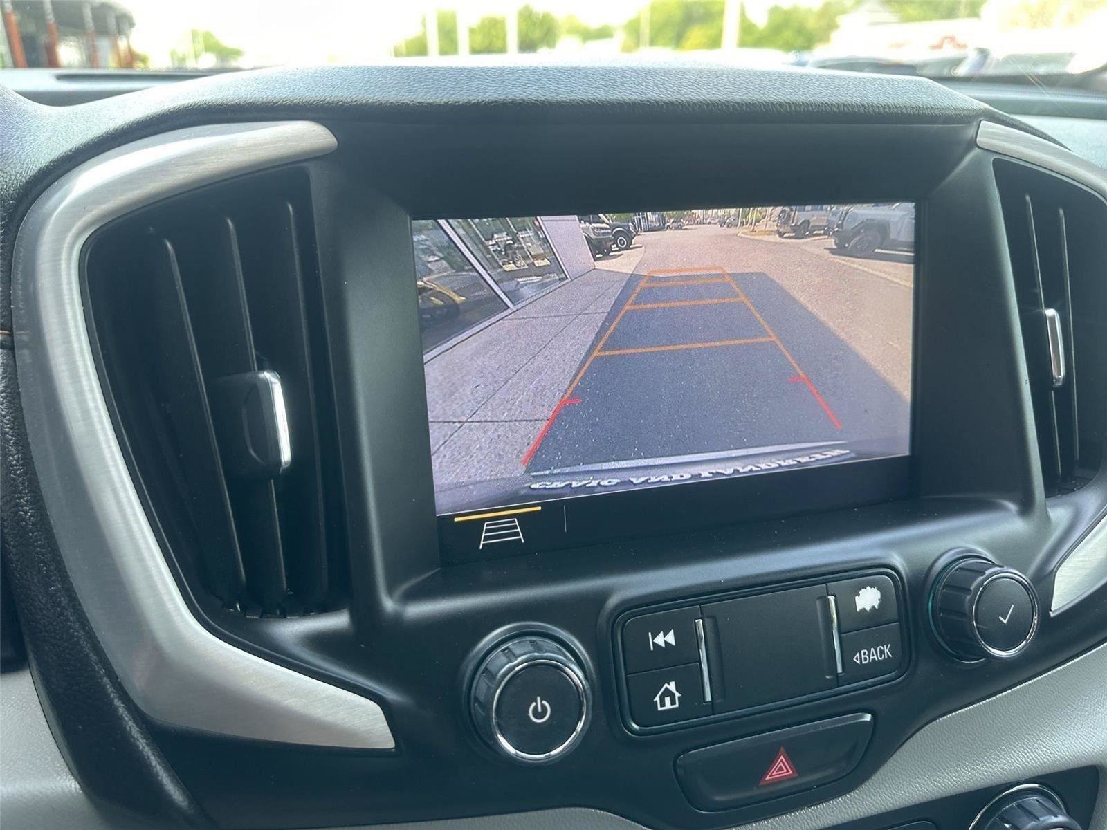 Used 2020 GMC Terrain SLT FWD image 32