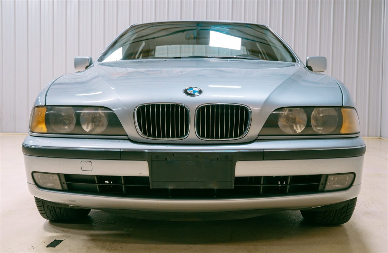 Used 1997 BMW 540i Sedan RWD image 12