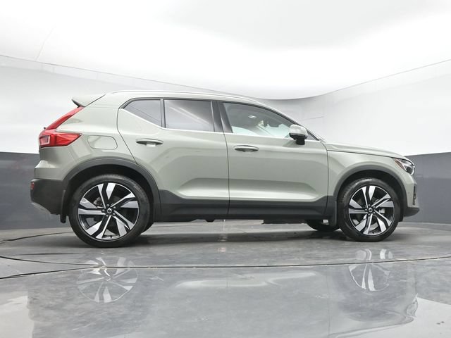 Used 2025 Volvo XC40 B5 Ultra w/ Climate Package AWD/4WD image 17