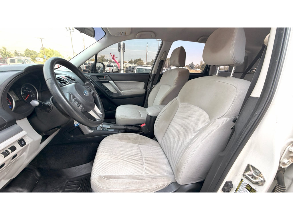 Used 2017 Subaru Forester 2.5i w/ Alloy Wheel Package AWD/4WD image 18