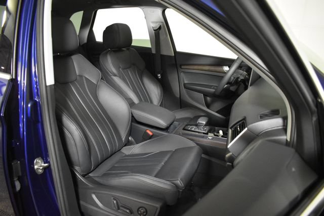 Used 2024 Audi Q5 2.0T Premium w/ Convenience Package AWD/4WD image 33