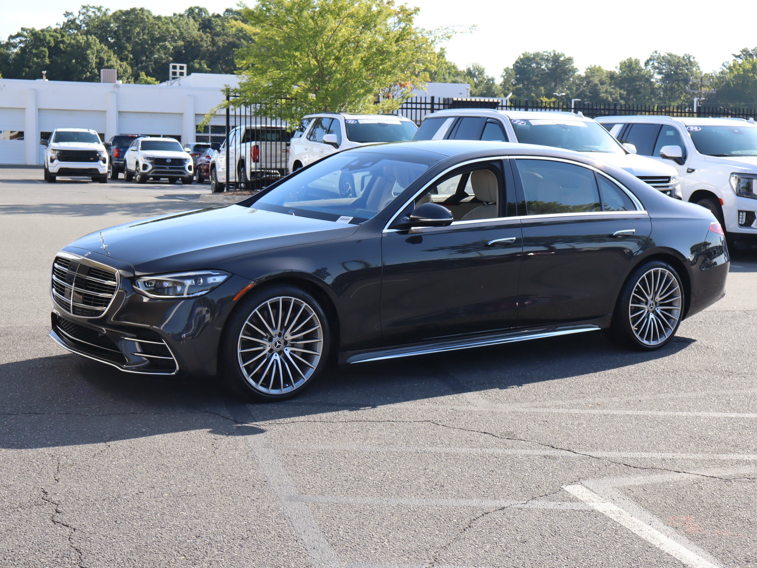 Used 2023 Mercedes-Benz S 500 4MATIC image 5