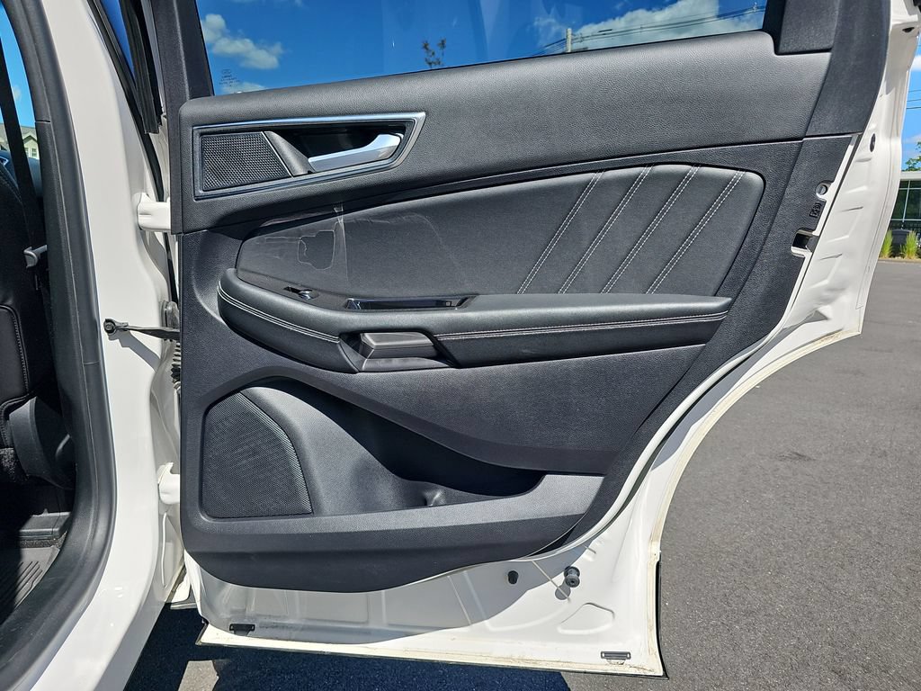 Used 2019 Ford Edge ST w/ Equipment Group 401A AWD/4WD image 26