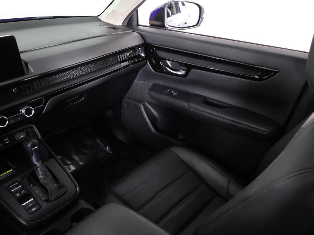 Used 2025 Honda CR-V EX-L image 37