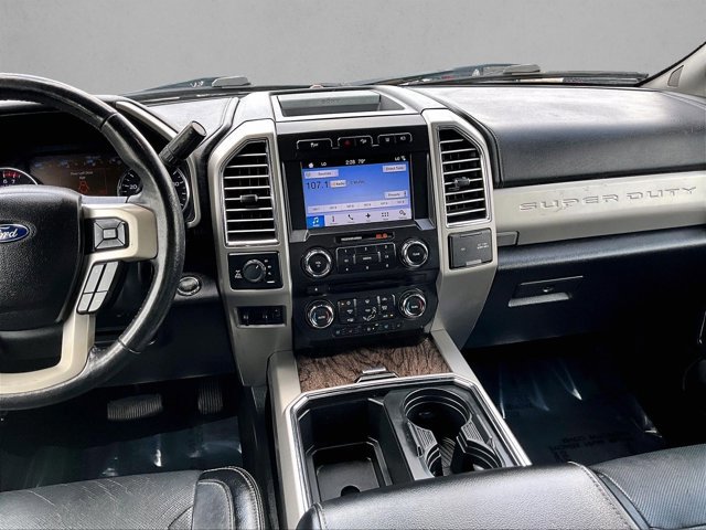 Used 2017 Ford F250 Lariat w/ Lariat Ultimate Package AWD/4WD image 8