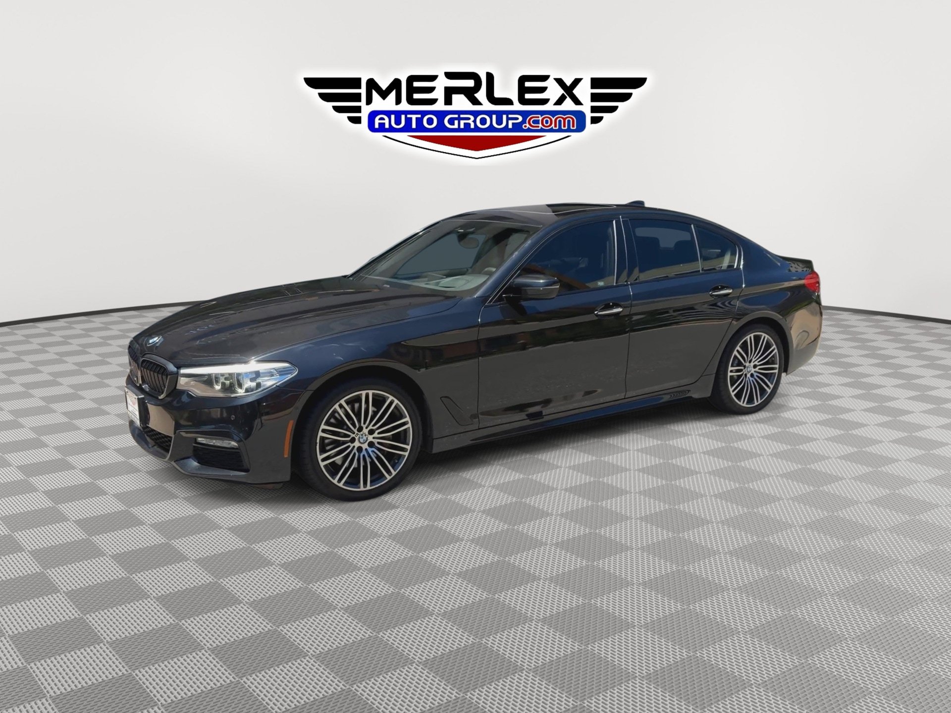 Used 2018 BMW 530i xDrive w/ M Sport Package AWD/4WD image 4