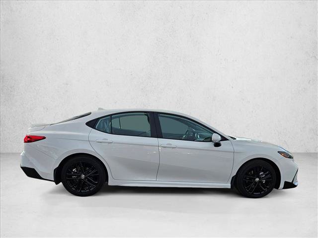 Used 2025 Toyota Camry SE FWD video 4
