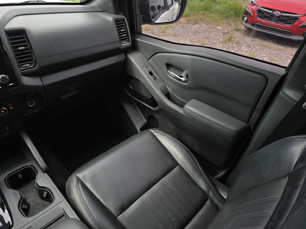 Used 2022 Nissan Frontier PRO-4X AWD/4WD image 19