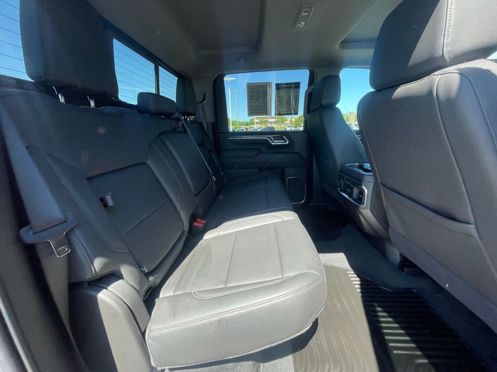 Used 2025 Chevrolet Silverado 2500 LTZ w/ LTZ Convenience Package image 27