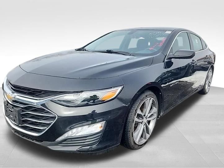 Used 2022 Chevrolet Malibu LT image 2