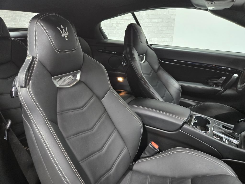 Used 2016 Maserati GranTurismo Sport RWD image 45