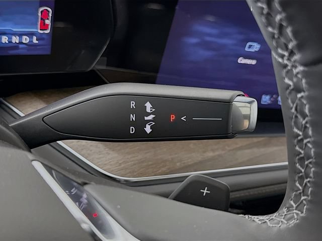 New 2026 Chevrolet Tahoe High Country AWD/4WD image 18